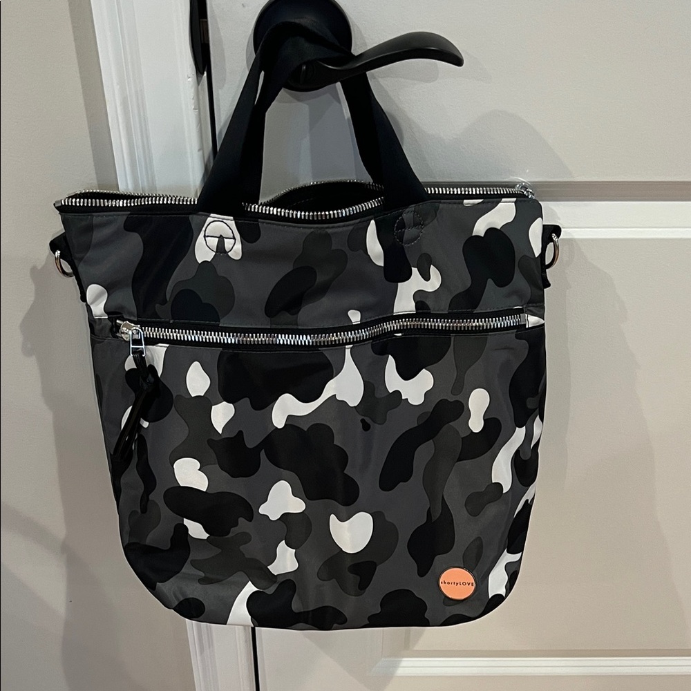 ShortyLOVE Black Camouflage Wonder Crossbody Bag